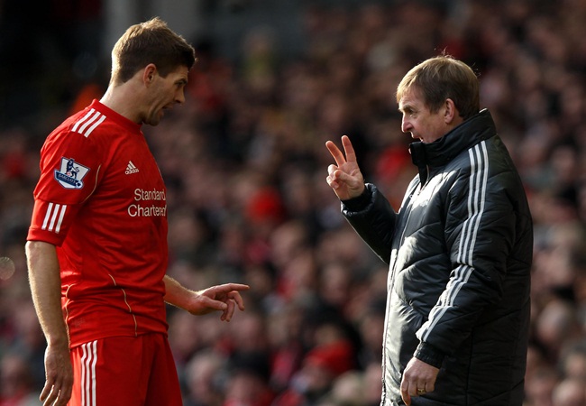 Steven Gerrard sends message to Liverpool legend Sir Kenny Dalglish as he tests positive for coronavirus - Bóng Đá