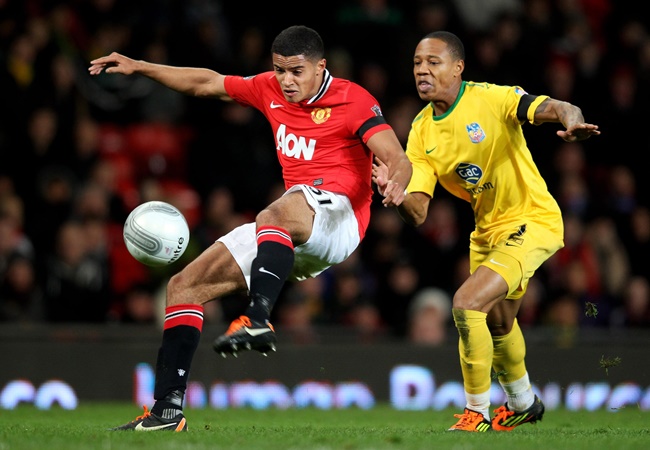 Sự nghiệp của Zeki Fryers cũng không khả quan hơn là bao. Anh gia nhập Standard Liege trước khi đến Tottenham Hotspur và Crystal Palace. Giờ đây, cầu thủ 27 tuổi đang chơi cho Swindon Town.