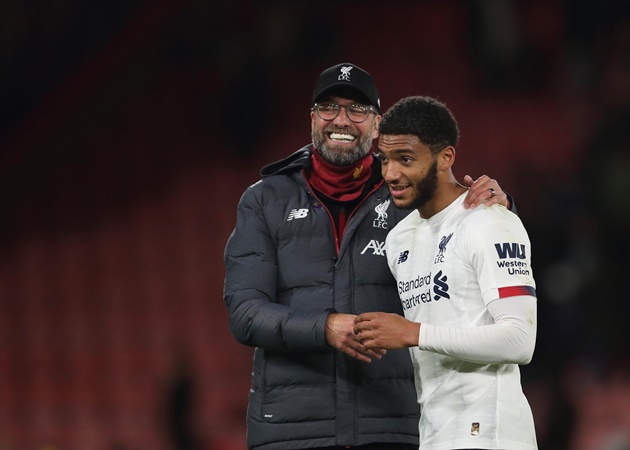 Cái tên cuối cùng xuất hiện trong danh sách này là Joe Gomez, người từng được HLV Jurgen Klopp chọn để đá cặp thường xuyên với Virgil Van Dijk tại Liverpool.