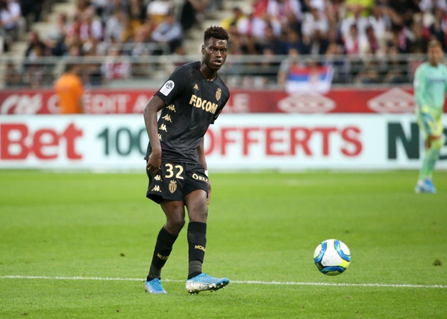 Manchester United 'in talks with Monaco over Benoit Badiashile' - Bóng Đá