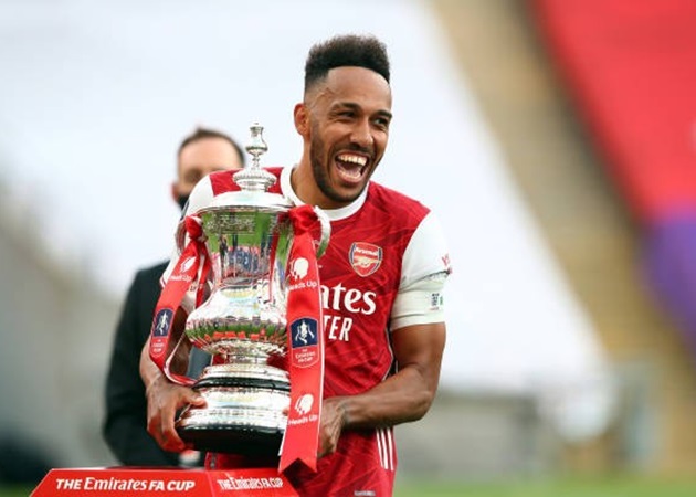 Aubameyang verbally agrees new £250k per week deal to remain at Arsenal - Bóng Đá