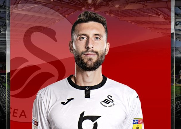 5. Borja Baston cũng chỉ có duy nhất 1 trận khoác áo Atletico Madrid. Sau này, anh từng đến xứ Sương mù chơi cho Aston Villa, Swansea City trước khi hồi hương đầu quân cho Leganes.