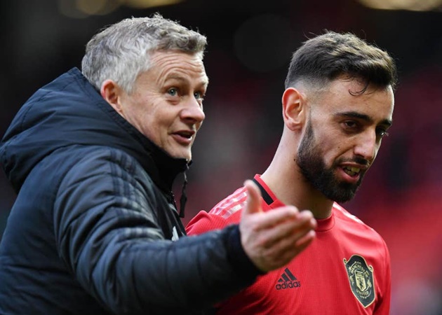 No conflict between Solskjaer and Fernandes, report claims - Bóng Đá