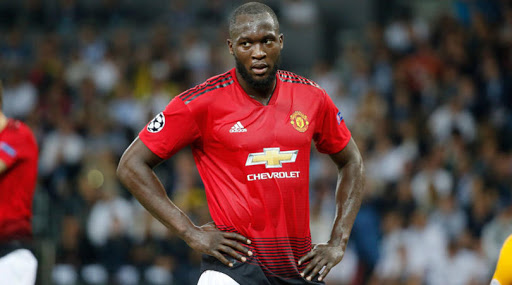 Roberto Martinez hits out at 'very unfair' treatment of Romelu Lukaku at Manchester United and claims he was singled out for - Bóng Đá