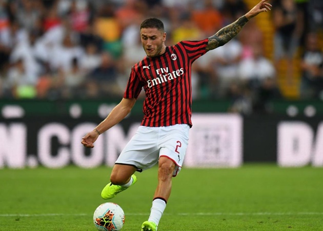'Siêu trung vệ' và Ibra: Đội hình chất lừ giúp AC Milan lên đỉnh Serie A - Bóng Đá