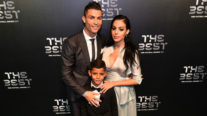 Bạn gái Rodriguez - 'bệ phóng' giúp Ronaldo tỏa sáng ở World Cup - Bóng Đá