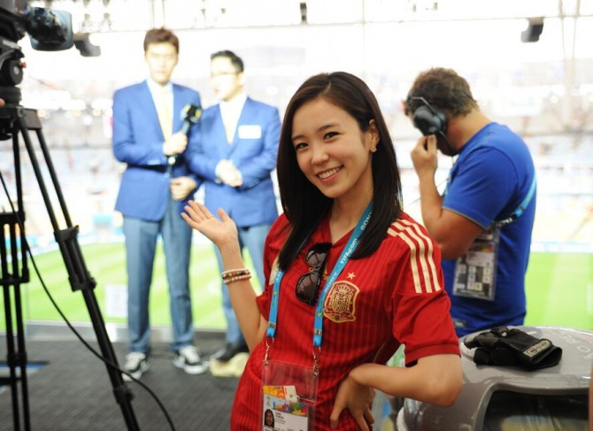 Nữ MC Hàn Quốc từng 'gây thương nhớ' tại World Cup 2014 giờ ra sao? - Bóng Đá