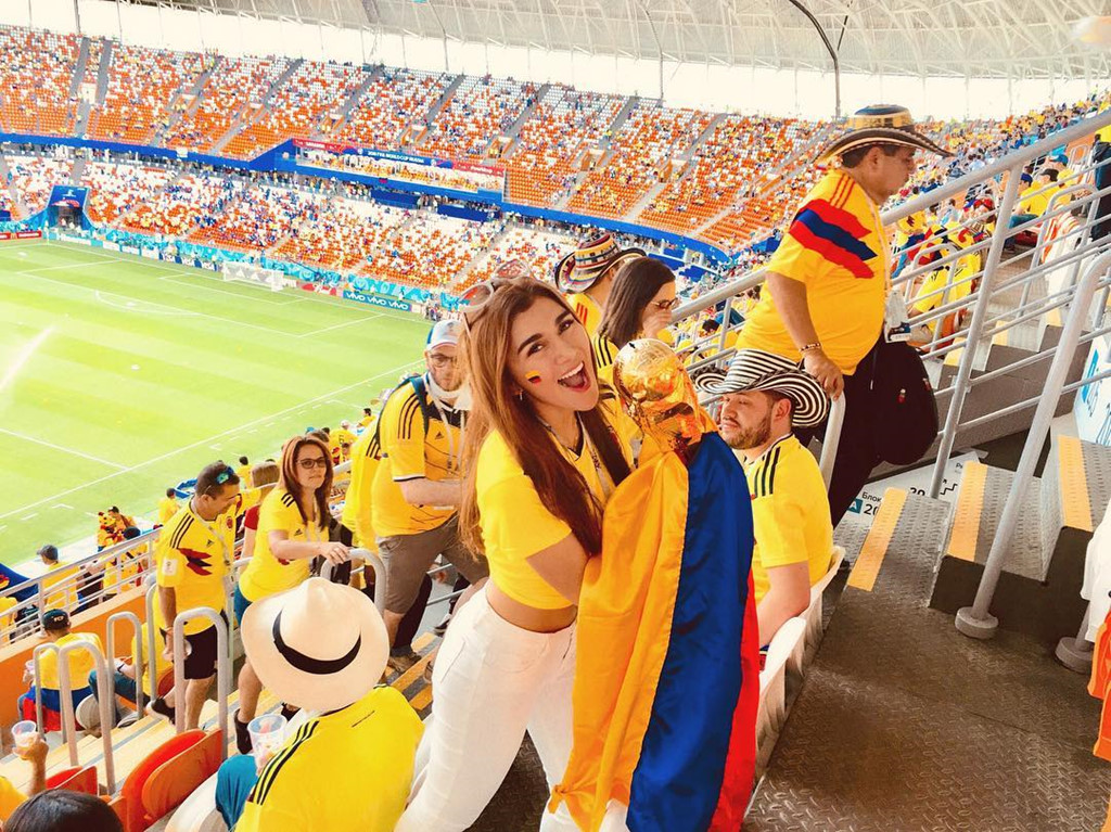 3. Anny Isabella: Mùa World Cup này, các bóng hồng đến từ Colombia chiếm spotlight khi liên tục "gây bão" cộng đồng mạng với nhan sắc rạng rỡ và thân hình nóng bỏng. Cô nàng yêu thích du lịch Anny Isabelle cũng không phải ngoại lệ. Anny có mặt ở Nga từ sớm để cổ vũ cho tuyển Colombia và thường xuyên check-in trong màu cờ sắc áo của nước nhà.