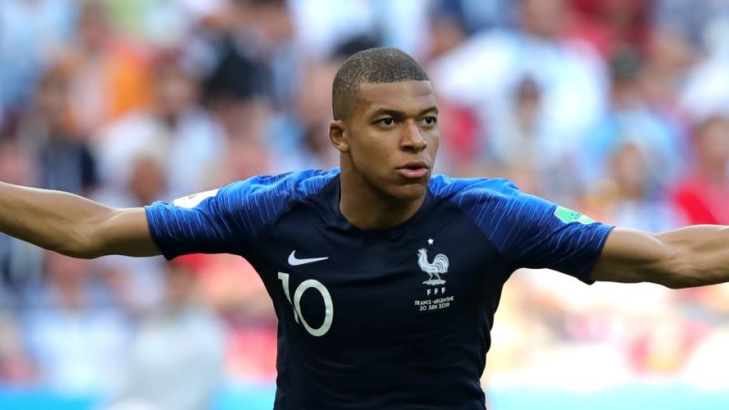 Sau Ronaldo và Messi, Mbappe tạo nên những điều kỳ diệu cho bóng đá - Bóng Đá