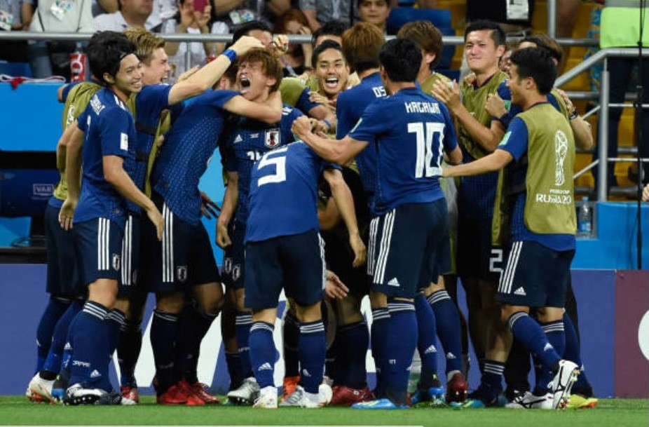 Cầu thủ Nhật Bản khóc sau thất bại cay đắng trước tuyển Bỉ - Bóng Đá