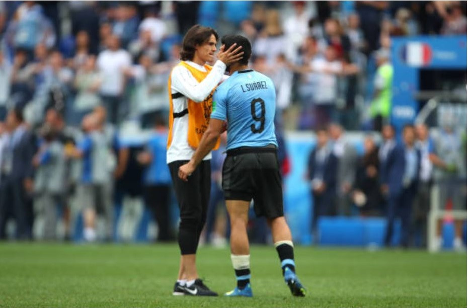 Luis Suarez rơi lệ trong ngày Uruguay chia tay World Cup 2018 - Bóng Đá