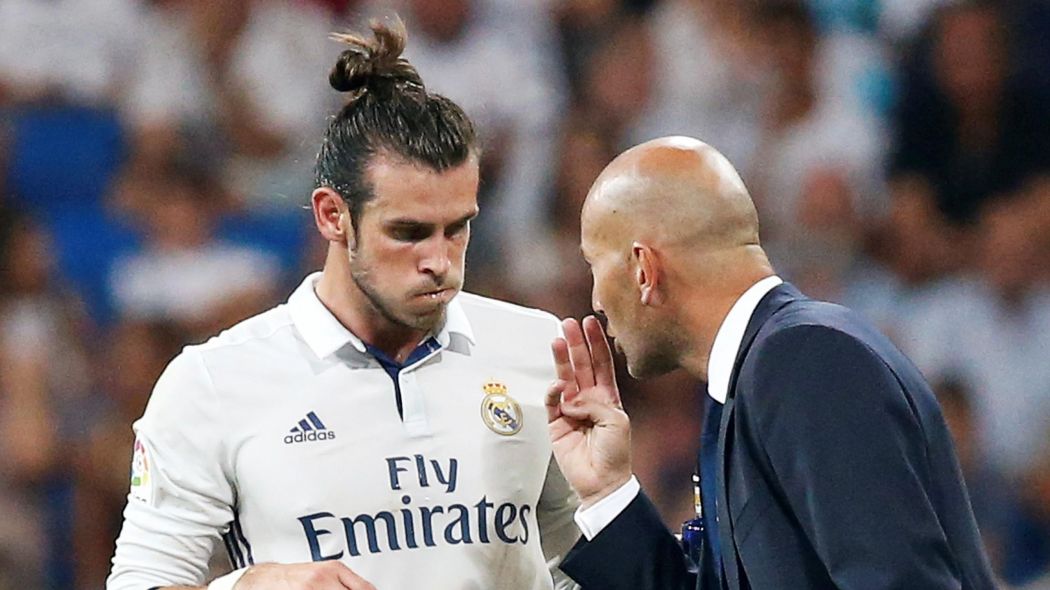Tháng 4 tới, giông bão chờ thầy trò Zidane - Bóng Đá