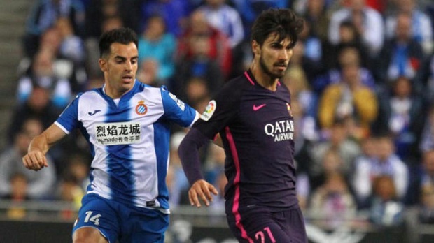 Andre Gomes đa năng ngang Sergi Roberto - Bóng Đá