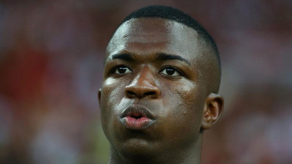 Vinicius Jr nói gì sau khi trở thành tài năng trẻ đắt giá nhất lịch sử? - Bóng Đá