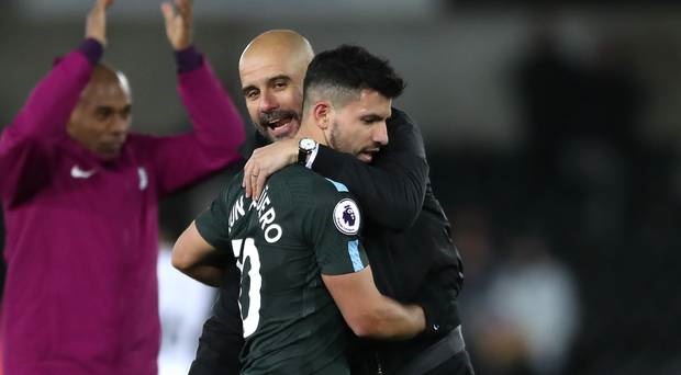 Guardiola thông cảm với thái độ của Aguero khi bị thay ra sân - Bóng Đá
