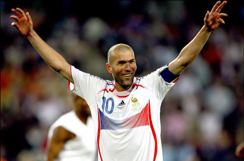 =9. Zinedine Zidane (Pháp, 5 bàn) - EURO 1996, 2000, 2004.