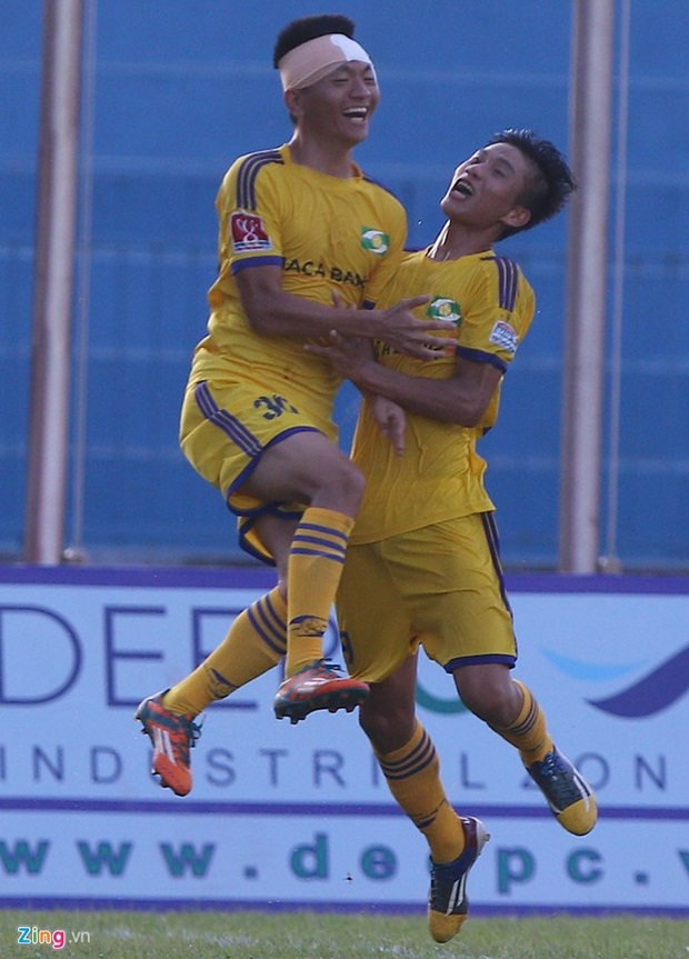  Phan Văn Đức từng là tiền đạo của U19 Việt Nam tại giải U22 Đông Nam Á 2014 ở Brunei và Vòng chung kết U19 châu Á 2014 tại Myanmar.