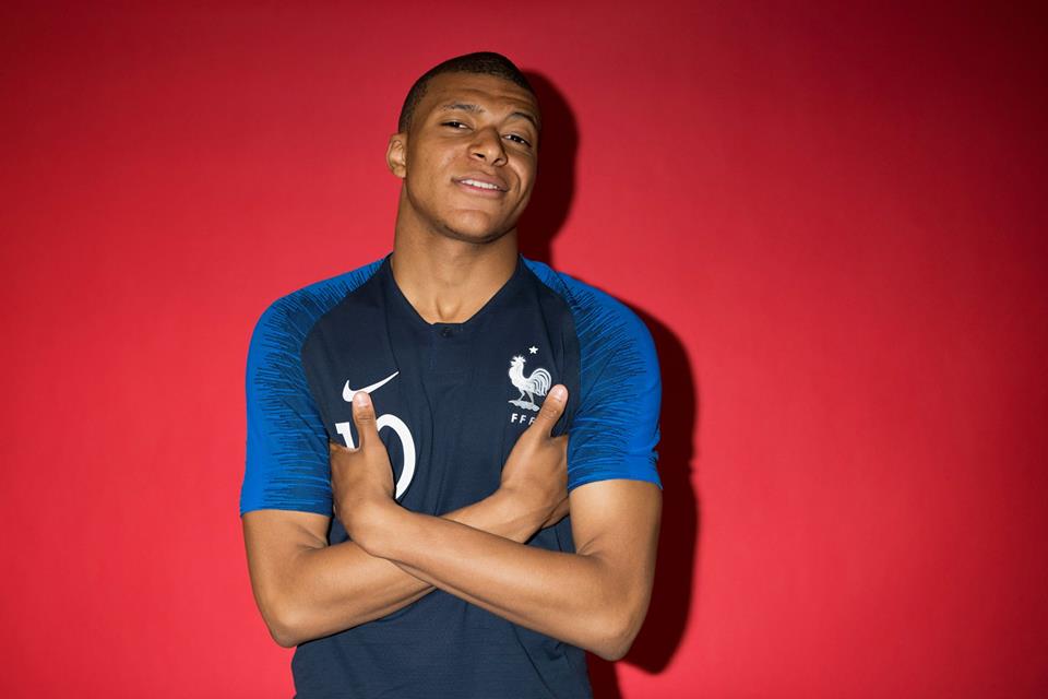 Tuyển Pháp chụp ảnh quảng bá World Cup: Pogba lại chiếm hết điểm nhấn - Bóng Đá