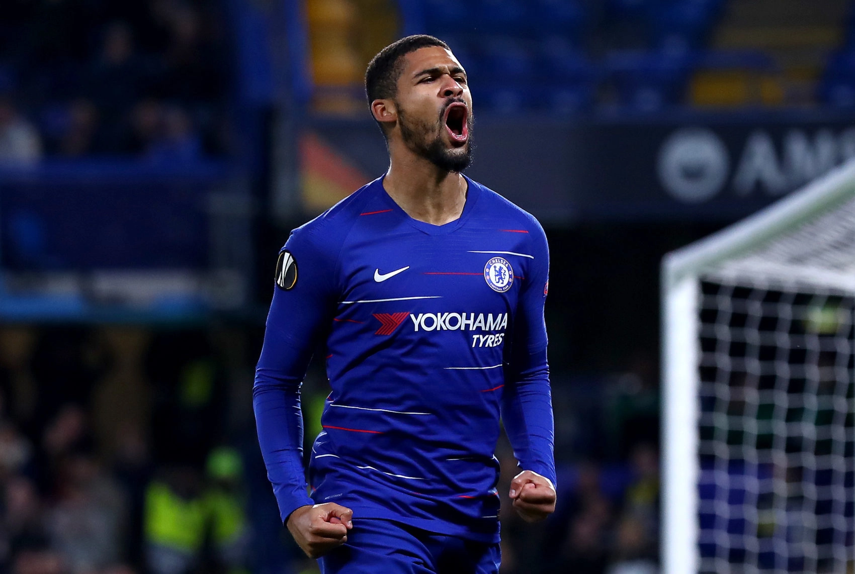 Loftus-Cheek từng ghi cú hat-trick ở vòng bảng.
