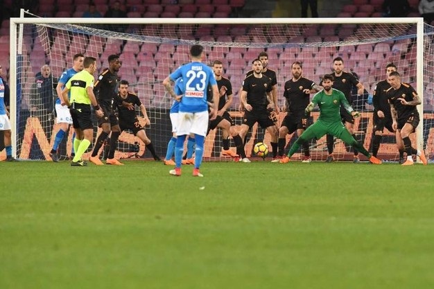 Alisson bày cách để Liverpool đập Napoli - Bóng Đá