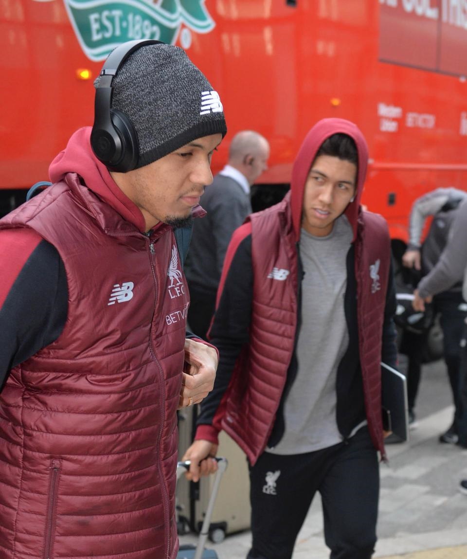 Roberto Firmino dù nhạt nhòa trong bức ảnh, nhưng hàng thủ City sẽ phải đặc biệt cảnh giác với gương mặt vừa lập hat-trick tung lưới Arsenal này.