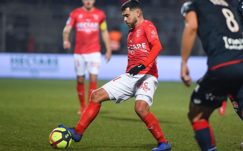 5. Teji Savanier (Nimes) 12 kiến tạo.