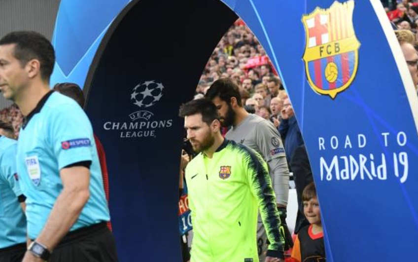 Messi đi thẳng vào đường hầm, bỏ họp báo - Bóng Đá