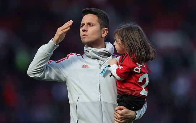 Herrera lên tiếng Mourinho, Solskjaer - Bóng Đá