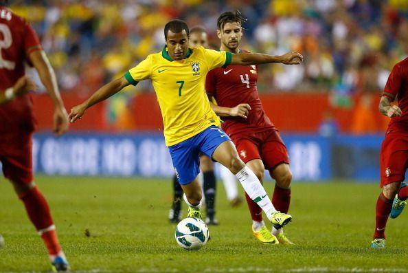 1. Lucas Moura (Tottenham Hotspur). Niềm cảm hứng trong hành trình lọt vào chung kết Champions League của Spurs. Moura là chủ nhân cú hat-trick giúp đại diện nước Anh ngược dòng nghẹt thở loại Ajax ở bán kết.