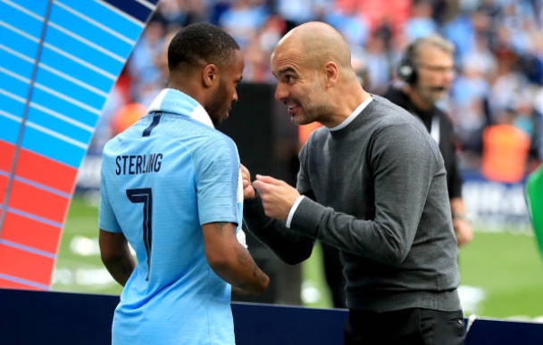 Pep giáo huấn Sterling - Bóng Đá