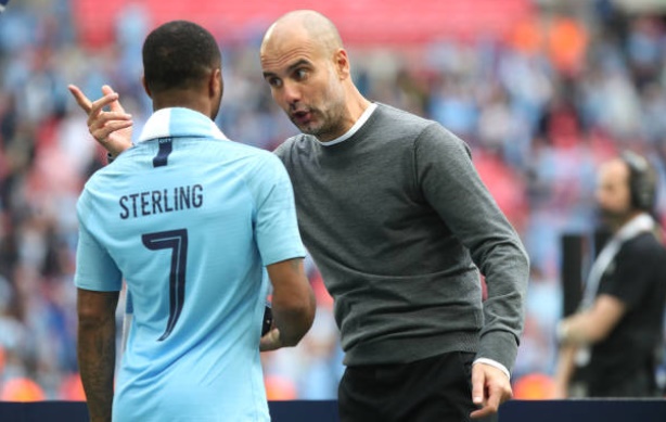 Pep giáo huấn Sterling - Bóng Đá