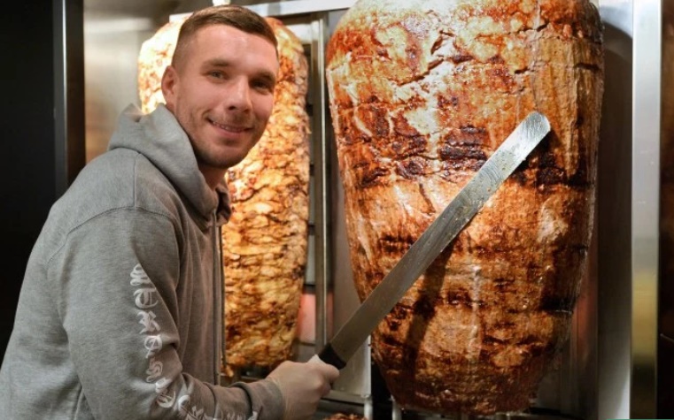 Podolski bán kebab - Bóng Đá