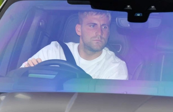 New boy Daniel James goes ‘full Man Utd’ as he arrives in £100k two-tone customised Range Rover - Bóng Đá