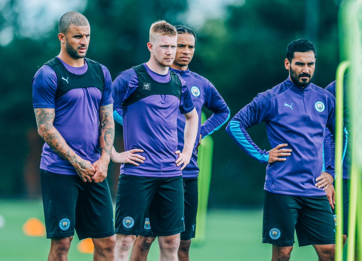 Sau giai đoạn nghỉ hè, các cầu thủ Manchester City đã tập trung trở lại và Citizens cũng vừa công bố danh sách du đấu.