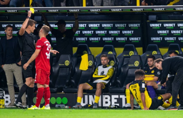 Jadon Sancho overcomes underhand tactics from Joshua Kimmich to deliver first blow of the season - Bóng Đá