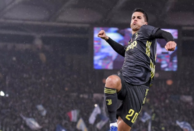 Juventus defender Joao Cancelo arrives at The Lowry Hotel - Bóng Đá