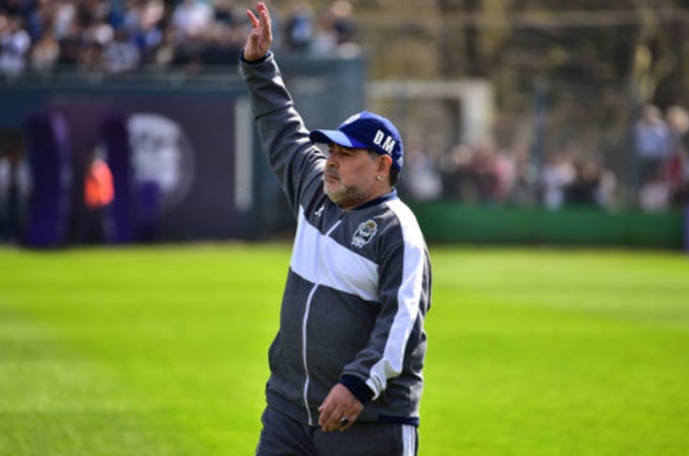Maradona steals show with passionate celebration but Gimnasia lose his first game in charge - Bóng Đá