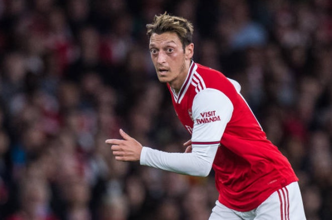 Mesut Ozil created more chances than the entire Nottingham Forest team combined. - Bóng Đá