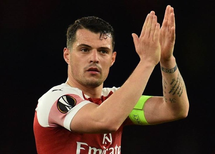 Xhaka bị tước băng đội trưởng cho Aubameyang - Bóng Đá