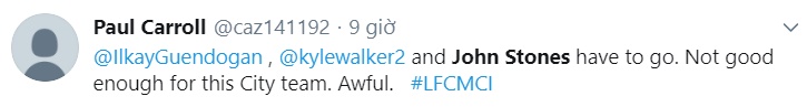 Fan Man City ném đá Gundogan + Stones + Walker - Bóng Đá