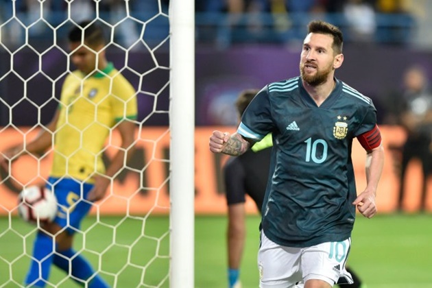 Lionel Messi tells Brazil coach Tite to ‘shut up’ on return from three-month ban  - Bóng Đá