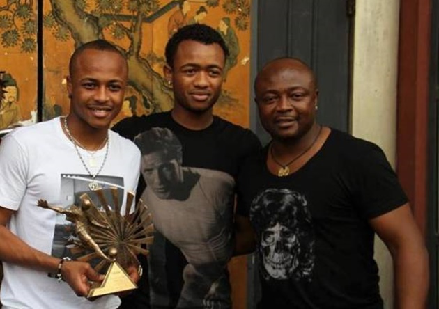 9. Abedi Pele, Andre Ayew và Jordan Ayew. 2 người con của huyền thoại bóng đá Ghana đều ít nhiều ghi dấu ấn ở Premier League.