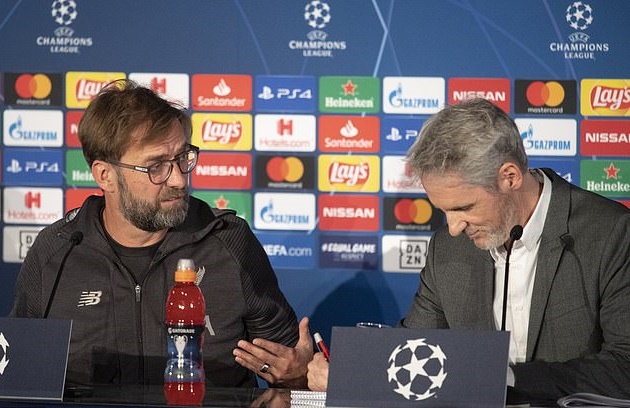 'I should have done better and I'm sorry': Jurgen Klopp publicly apologises to 's***' German interpreter - Bóng Đá
