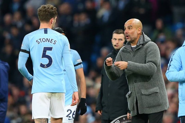 Phát biểu sau trận, HLV Pep Guardiola hết lời khen ngợi Laporte. Còn trong 1 bài phỏng vấn gần đây, nhà cầm quân Tây Ban Nha từng công khai sự khó hiểu khi Stones hiếm khi sẵn sàng để chơi nhiều trận liên tiếp.
