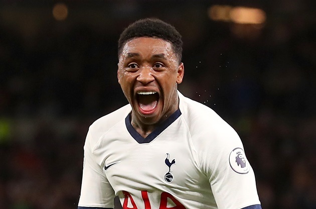1 - Ngay từ cú sút đầu tiên ở Premier League, tân binh Steven Bergwijn đã có cho mình bàn thắng ra mắt Spurs.