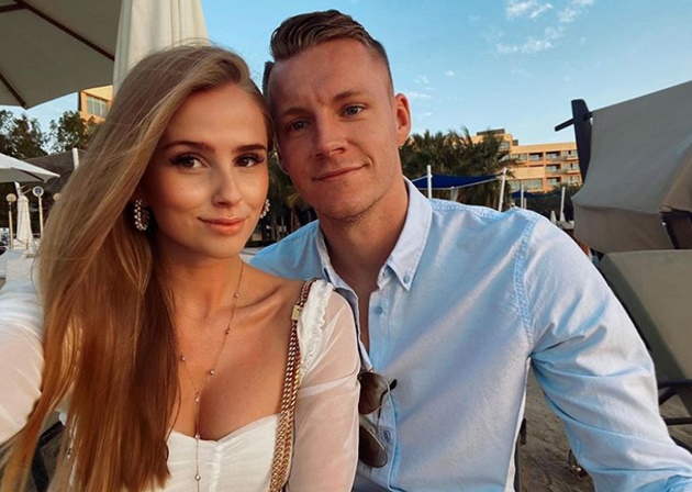 Bernd Leno’s stunning Wag Sophie Christin drinks cocktails and takes beach walk during winter break with Arsenal ace - Bóng Đá
