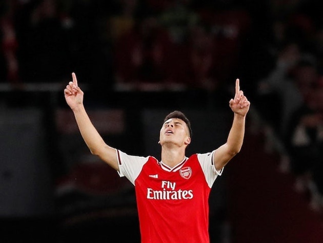 2. Gabriel Martinelli (Arsenal). Phần lớn tân binh Pháo Thủ chiêu mộ hè năm ngoái đều gây thất vọng, nhưng Martinelli lại là "món hời". Tiền đạo Brazil đang được định giá 28 triệu euro, tăng 10 triệu euro.