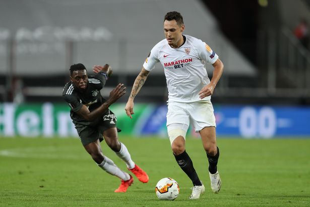 Wan-Bissaka đã trải qua trận cầu khó khăn khi phải đối đầu các ngòi nổ mãnh liệt.
