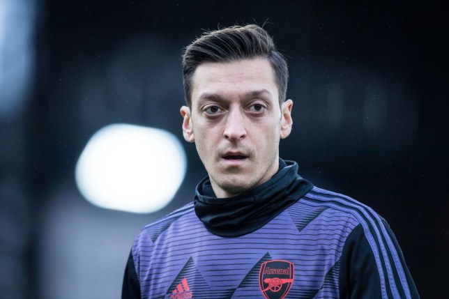 Mikel Arteta explains how Mesut Ozil can force his way back into the Arsenal team  - Bóng Đá