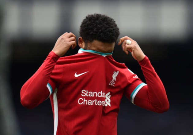 Joe Gomez’s reaction to Richarlison’s horror tackle on Thiago Alcantara said it all - Bóng Đá